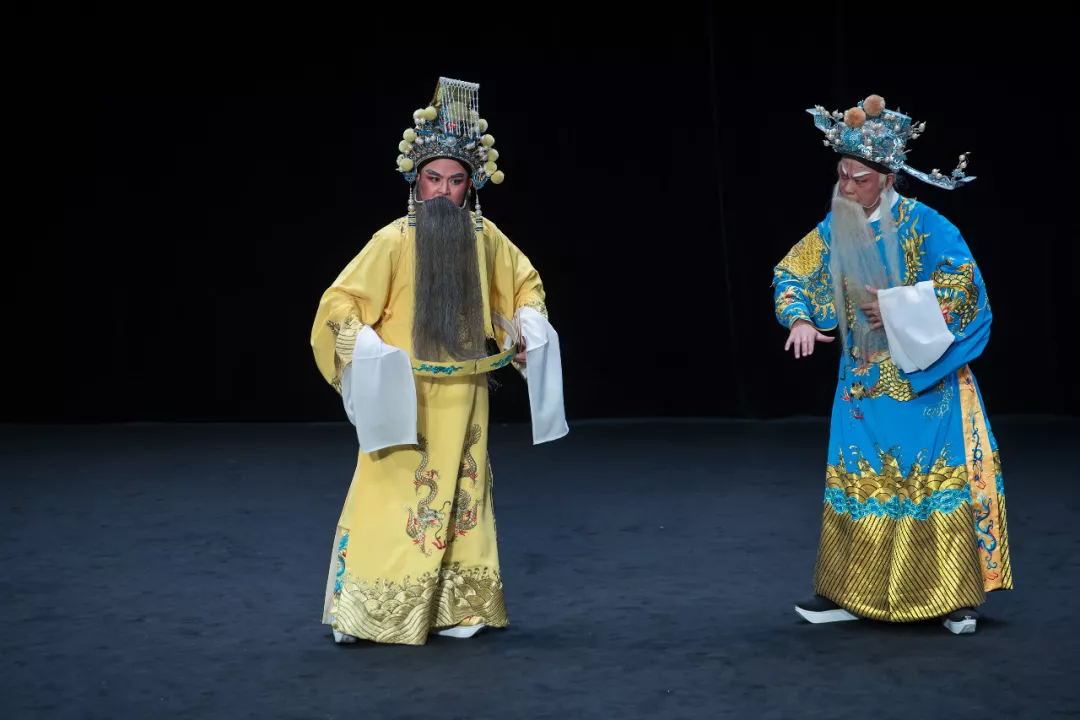 琼剧《百花公主》赴法参加第八届中国传统戏曲节，琼韵飘扬醉巴黎